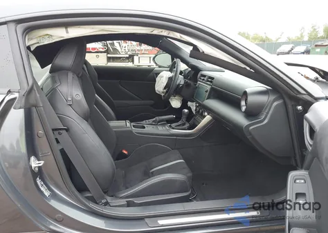 2025 Toyota Gr86 Premium z USA, uszkodzony, nr VIN JF1ZNBE13S8754302